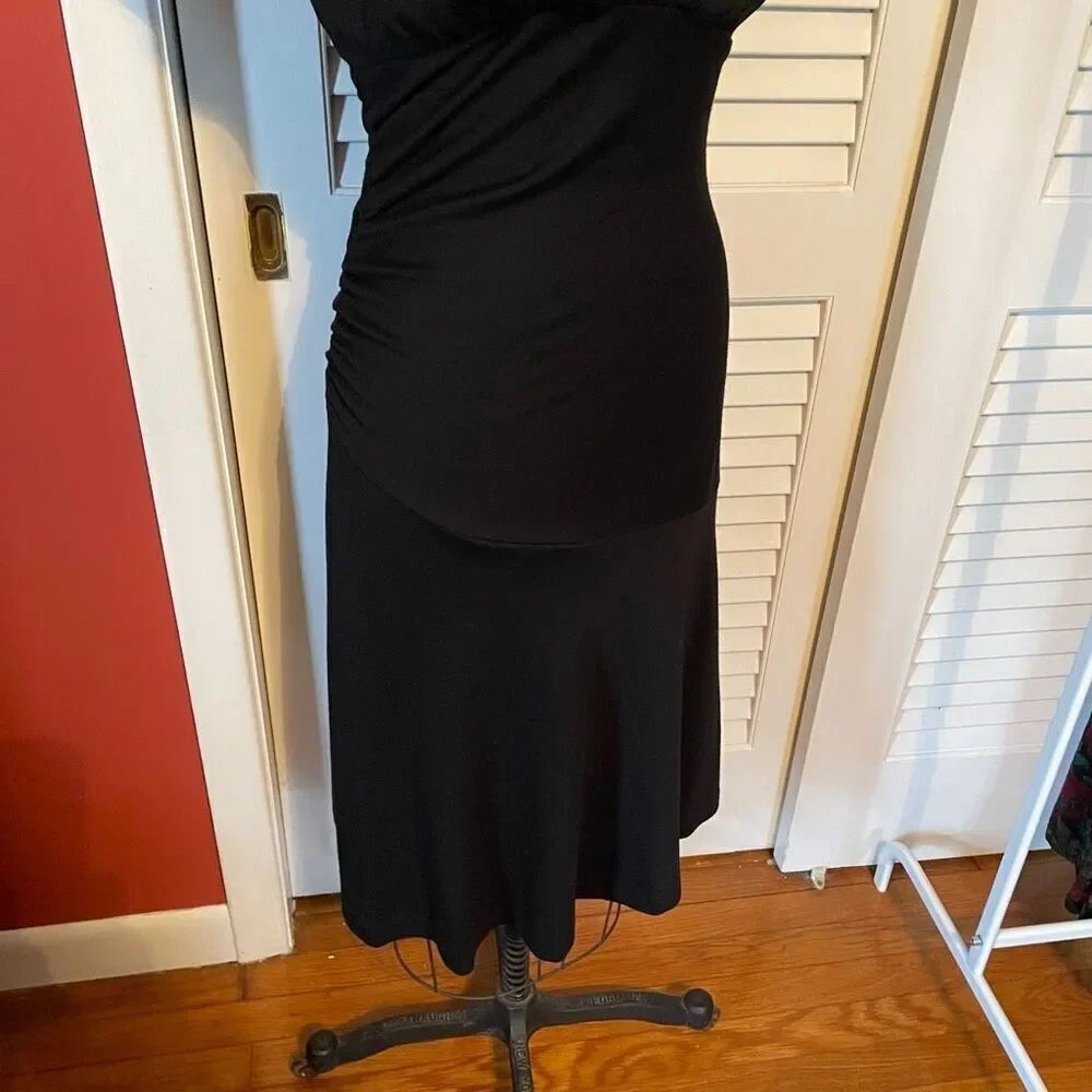 DVF | black v-neck wool dress 6 - Picture 4 of 14
